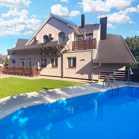 Topart Apartman I Балатонфенивес Екстериор снимка