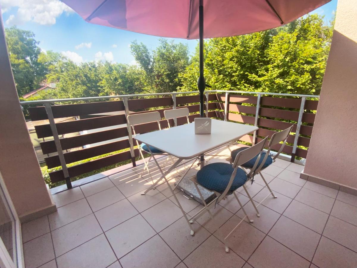 Topart Apartman I Балатонфенивес Екстериор снимка